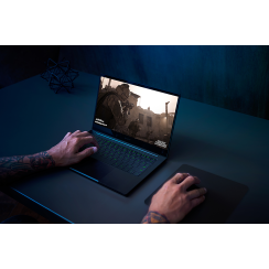 Razer - Geek Squad zertifiziert renoviert 13,3 "Laptop - Intel Core i7 - 16 GB Speicher - Nvidia Geforce GTX 1650 Ti - 512 GB SSD - Schwarz